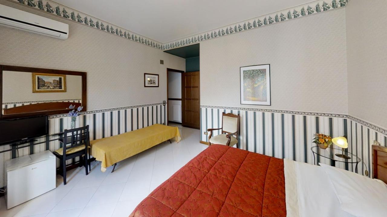 Dietro Il Politeama Bed and breakfast